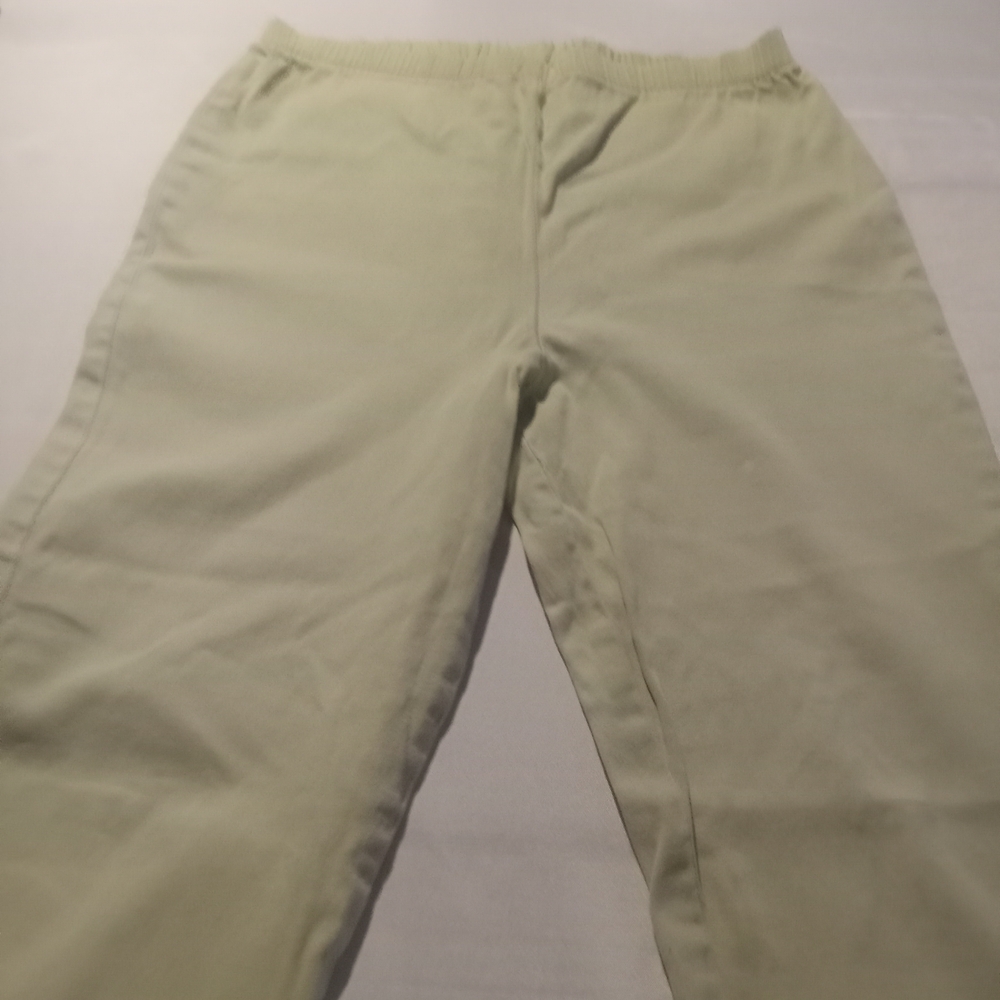 Chic Olive Green Pants